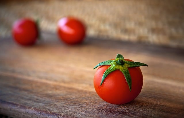 pixabay organic tomato